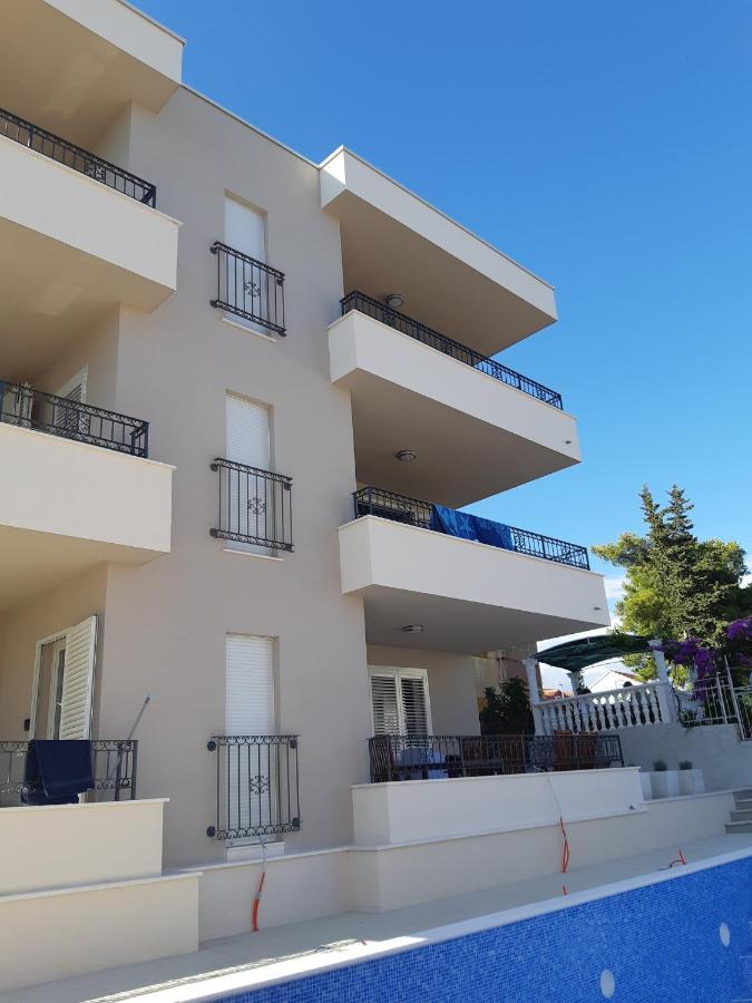Apartment Lizzi. Trogir Exterior photo